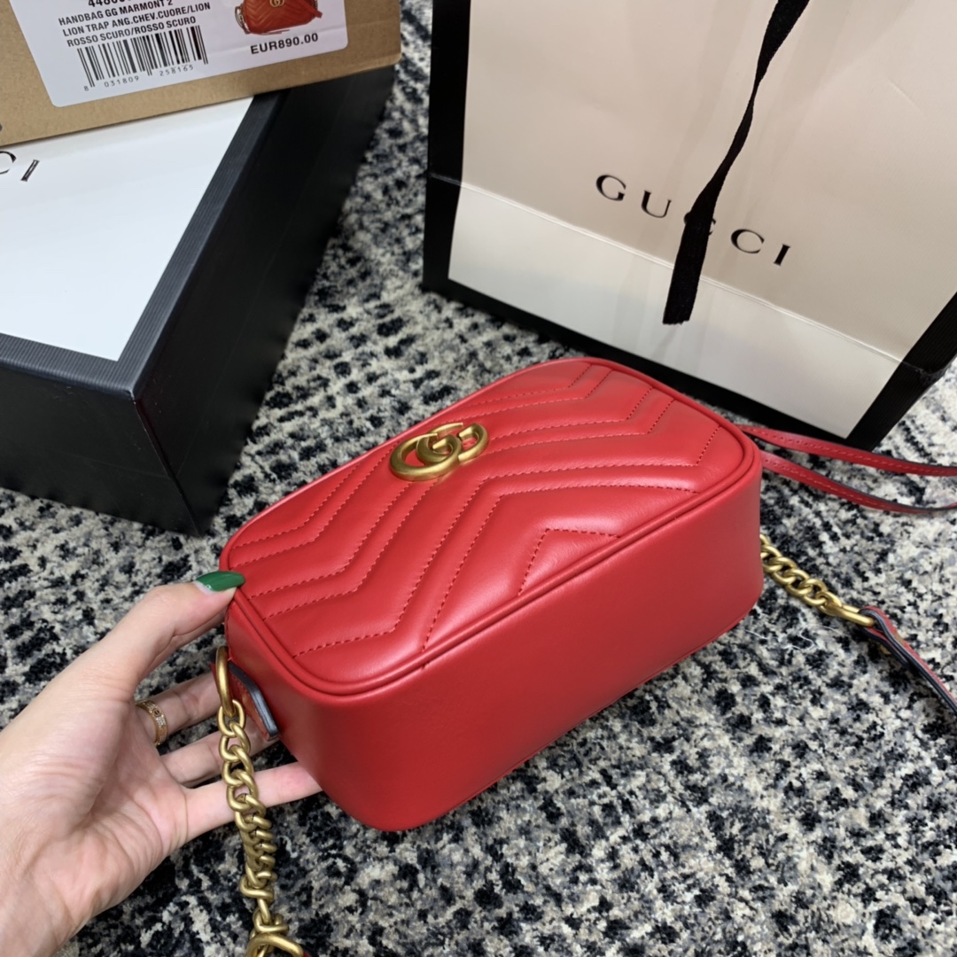 𝗚𝘂𝗰𝗰𝗶 𝗺𝗮𝗿𝗺𝗼𝗻𝘁