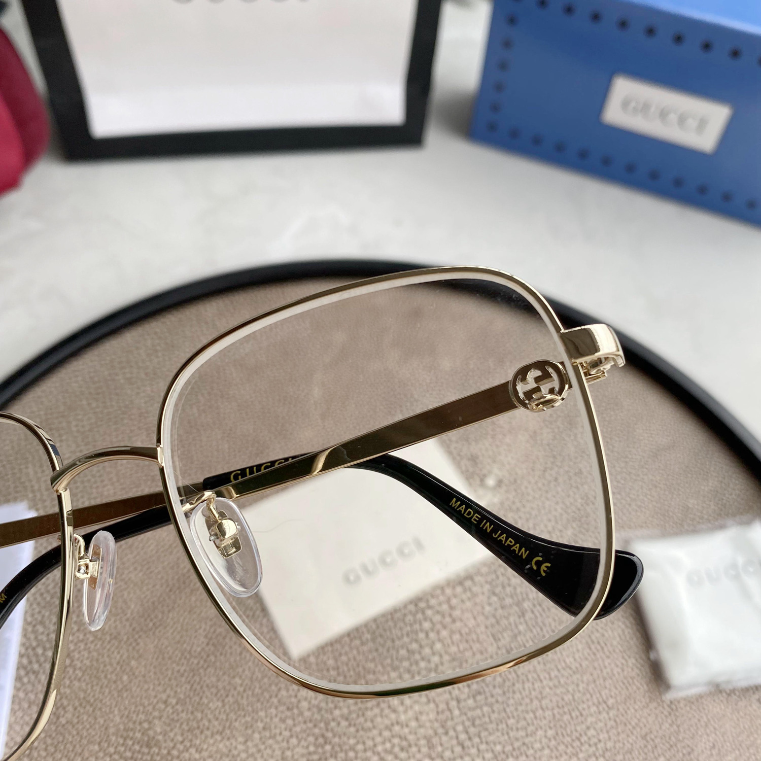 SQUARE-FRAME SUNGLASSES