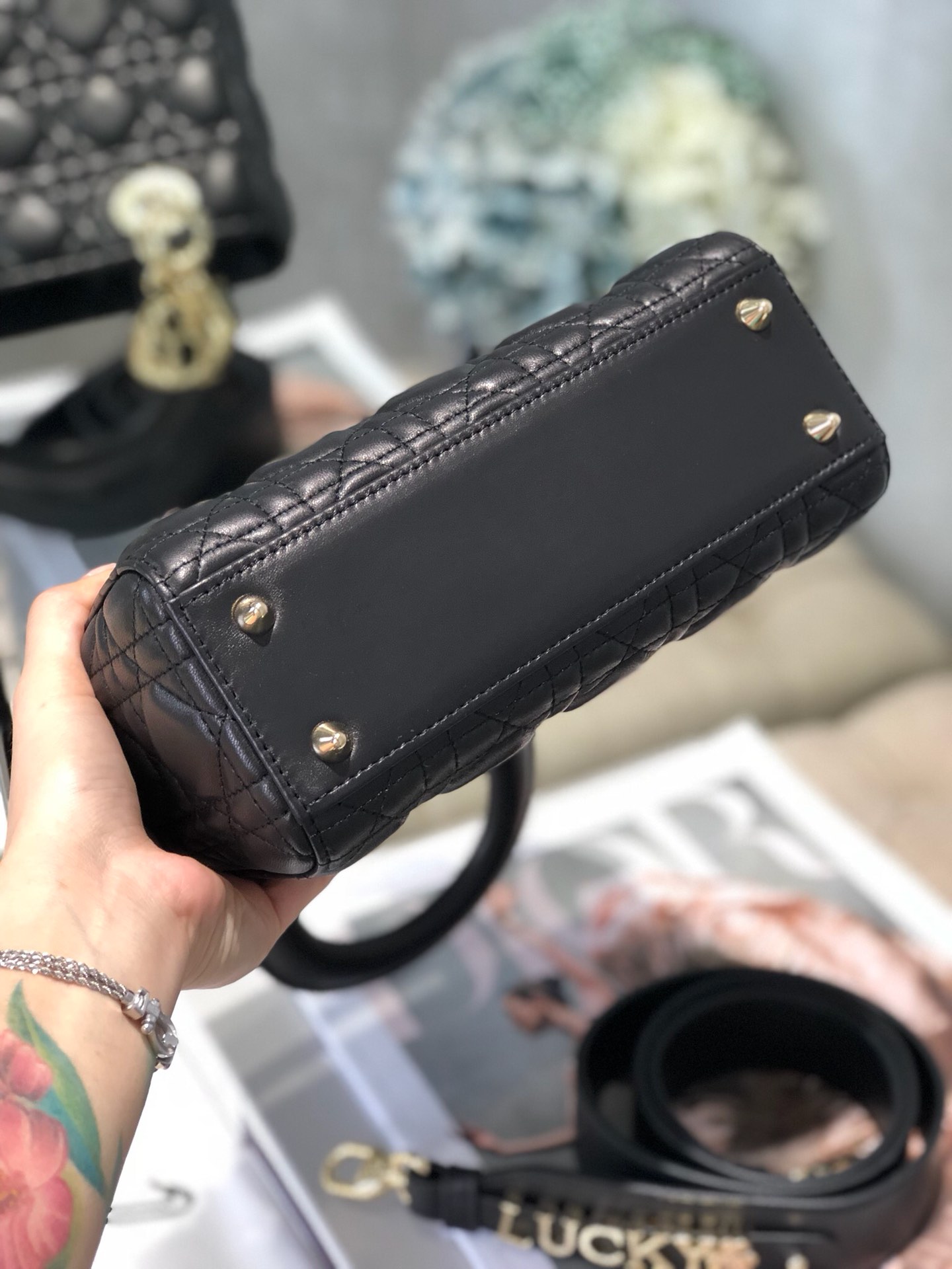 Lady D10r