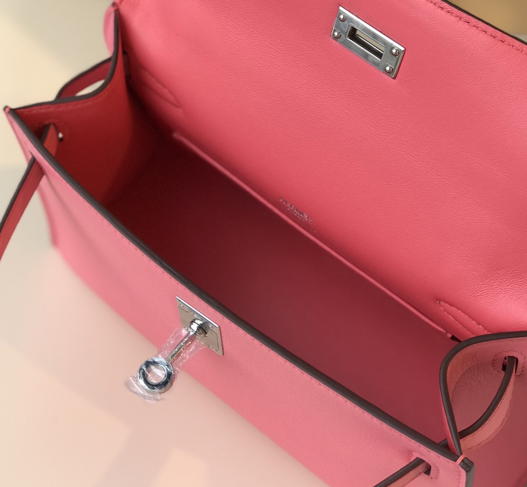 H**me5 Kelly Pochette