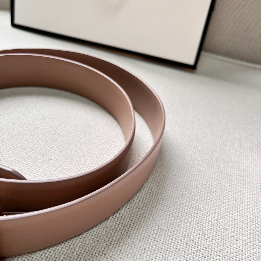 Ch**el CC logo leather belt