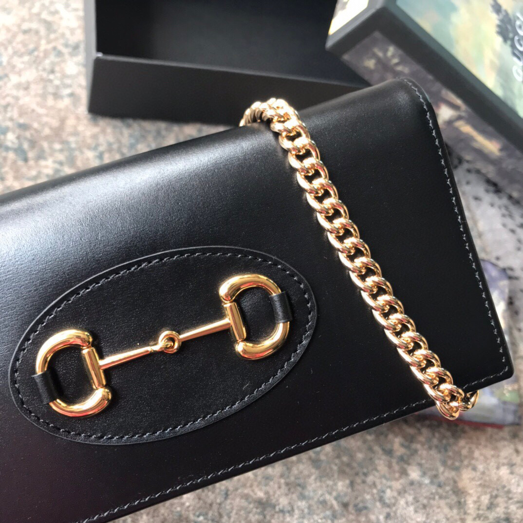 Gvc*1 Horsebit 1955 wallet with chain