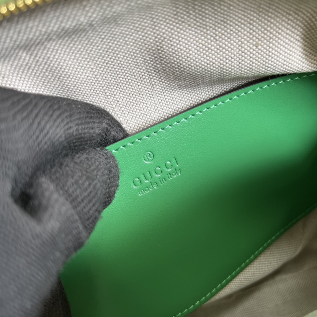 GG Matelassé leather small bag