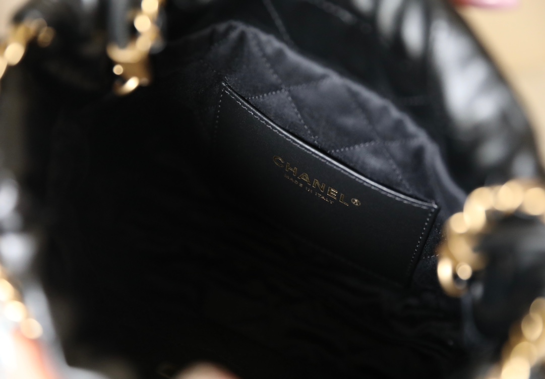 Ch**el 22 mini bag