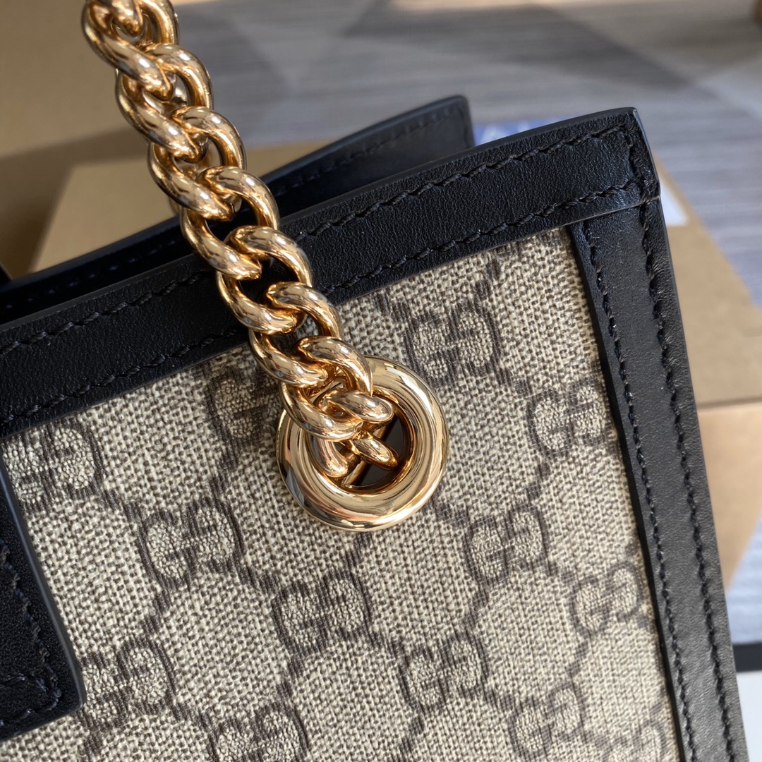 Gvc*1 Padlock Small Shoulder Bag