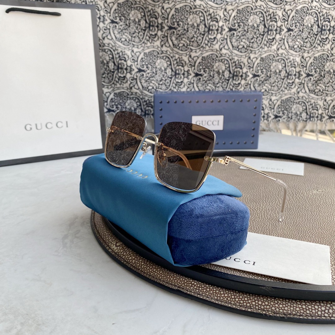 Gvc*1 EYEWEAR SUNGLASSES