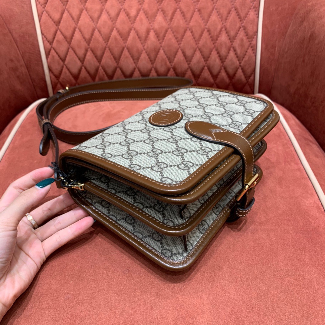 Gv*c1 Retro bag