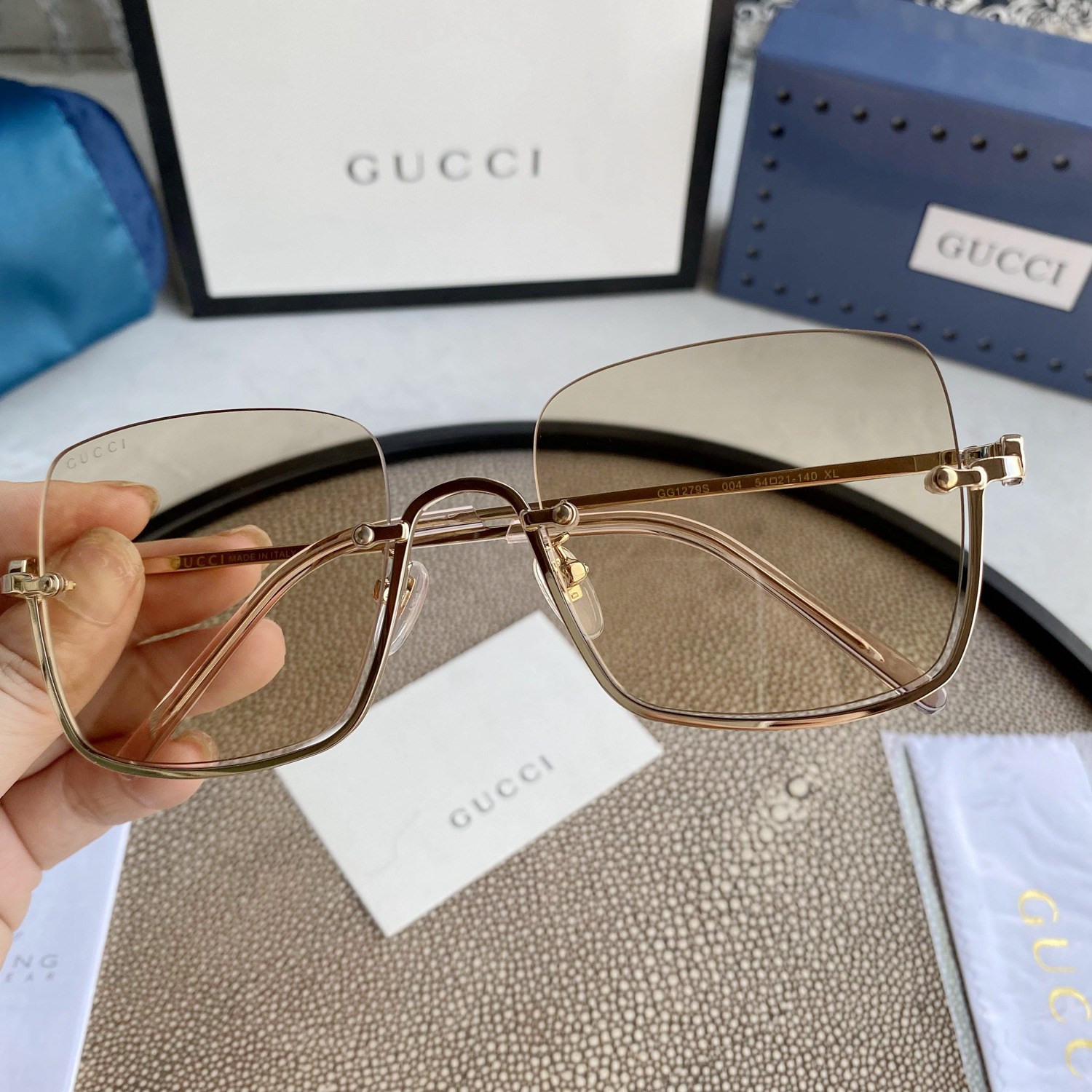 Gvc*1 EYEWEAR SUNGLASSES