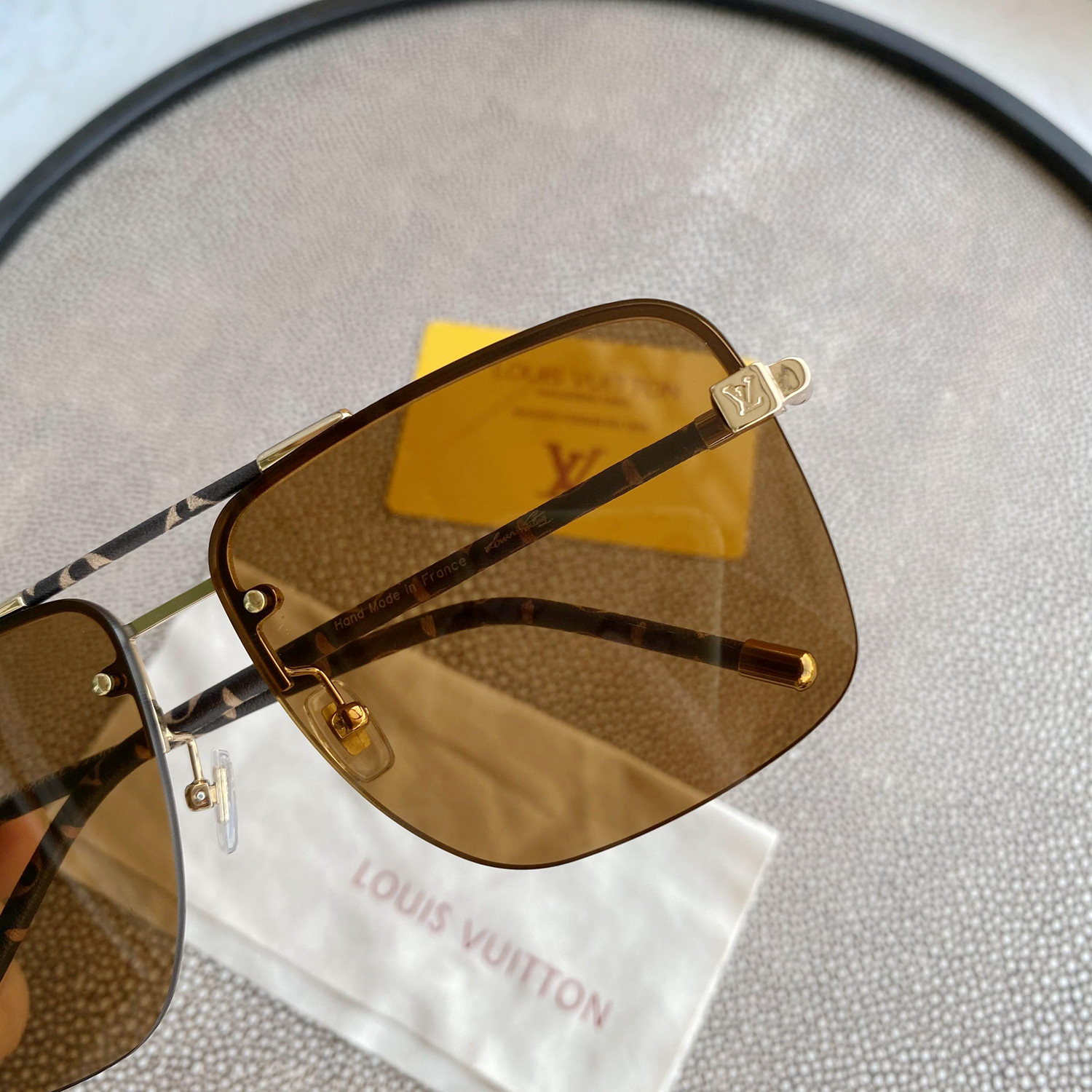 Sa1nt Lau*nt EYEWEAR