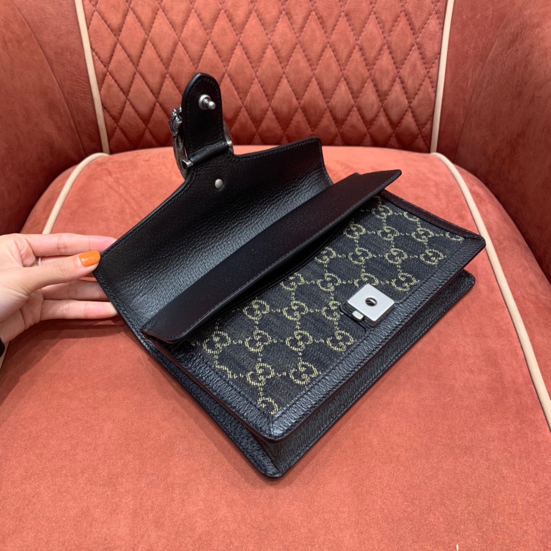 De*1m mini bag