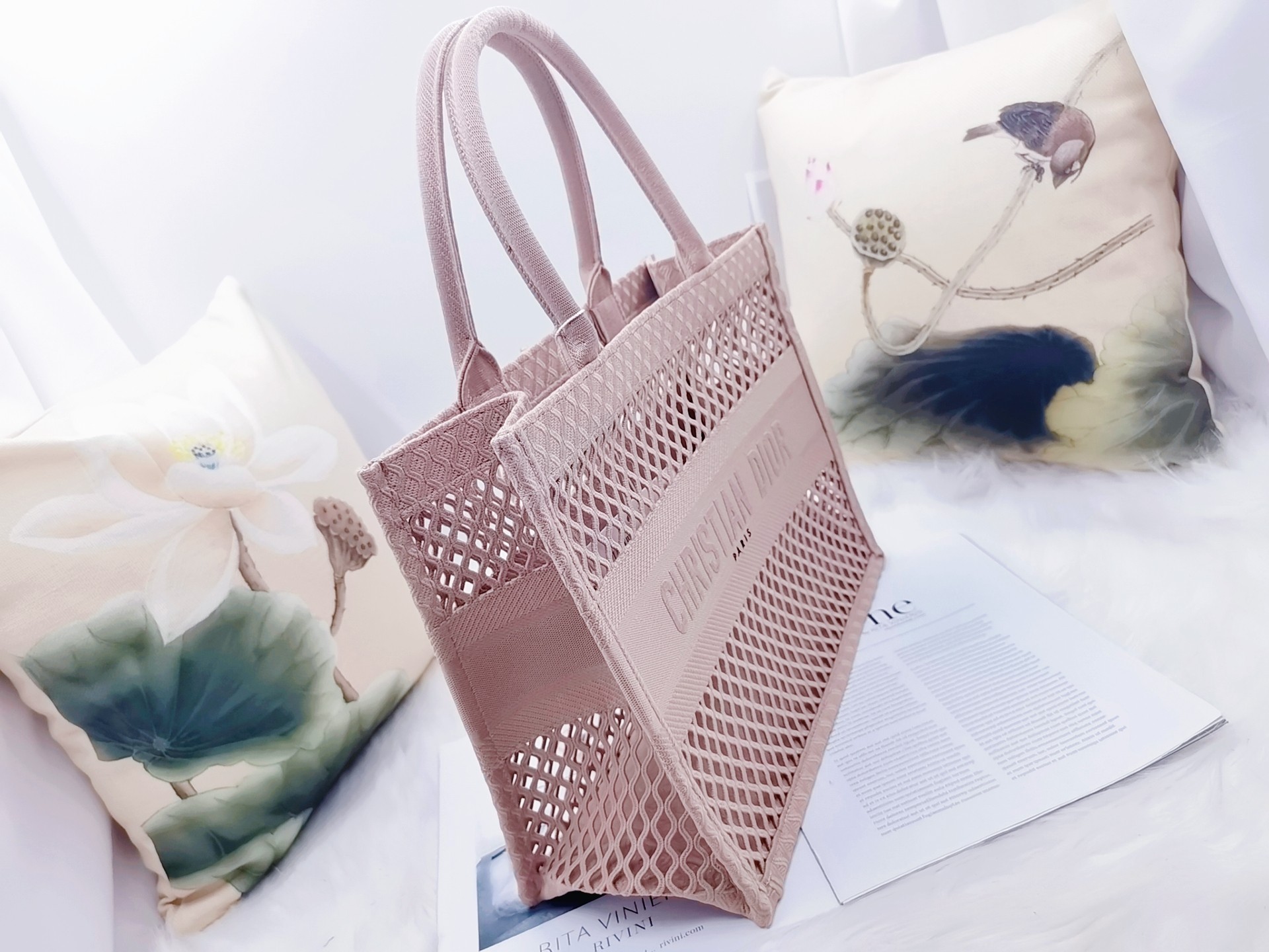 D10r Book Tote