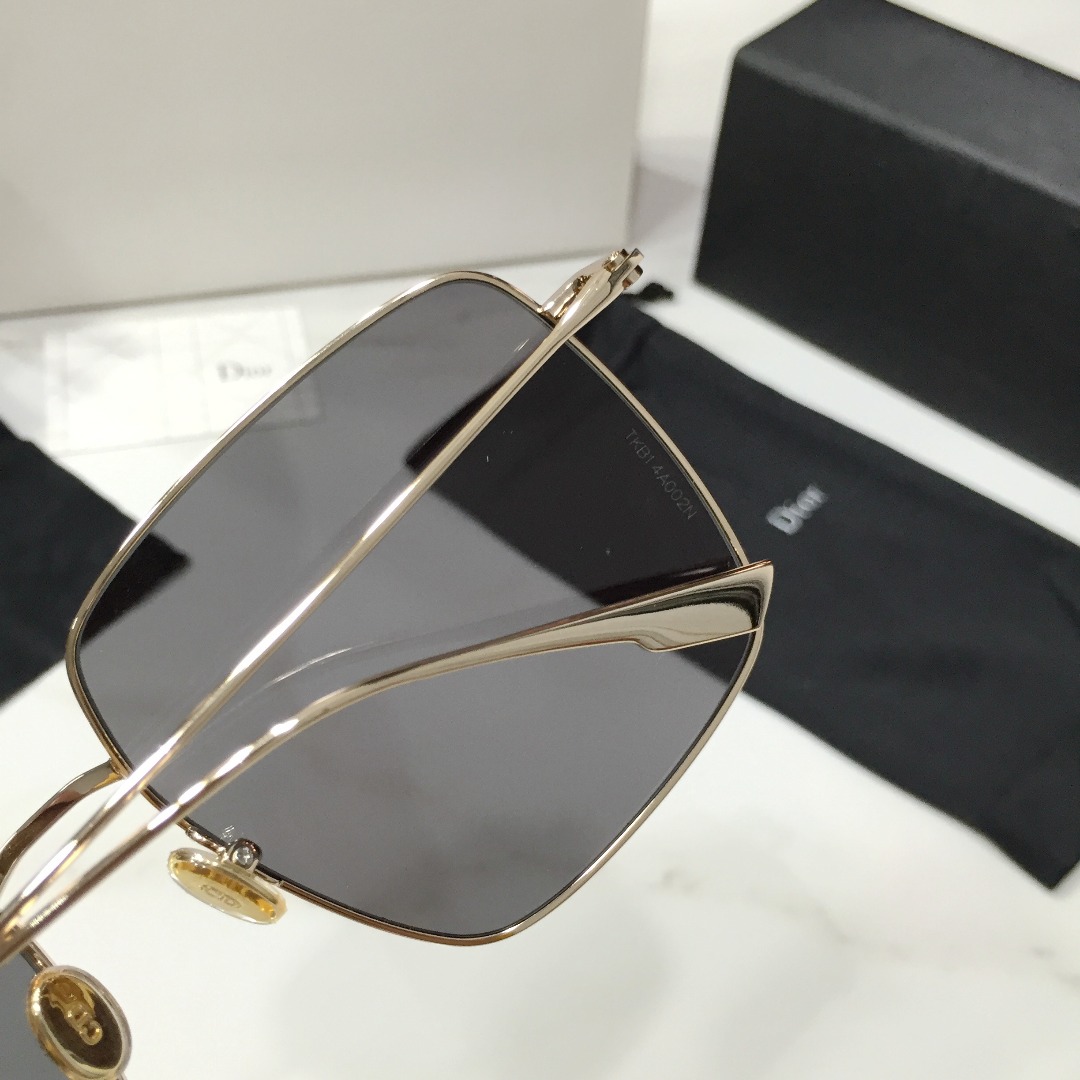 Stellaire Square Sunglasses