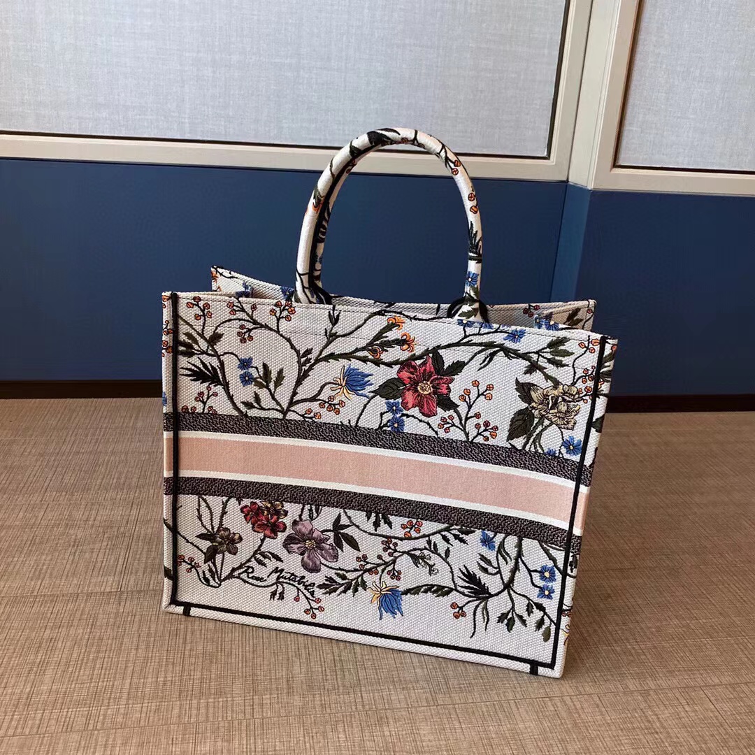 D10r Book Tote-Large