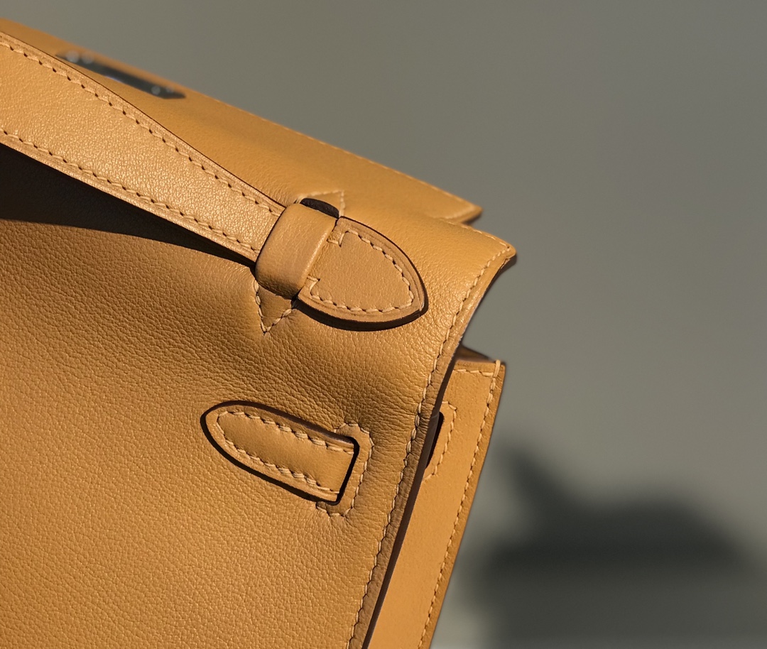 H**me5 Kelly Pochette