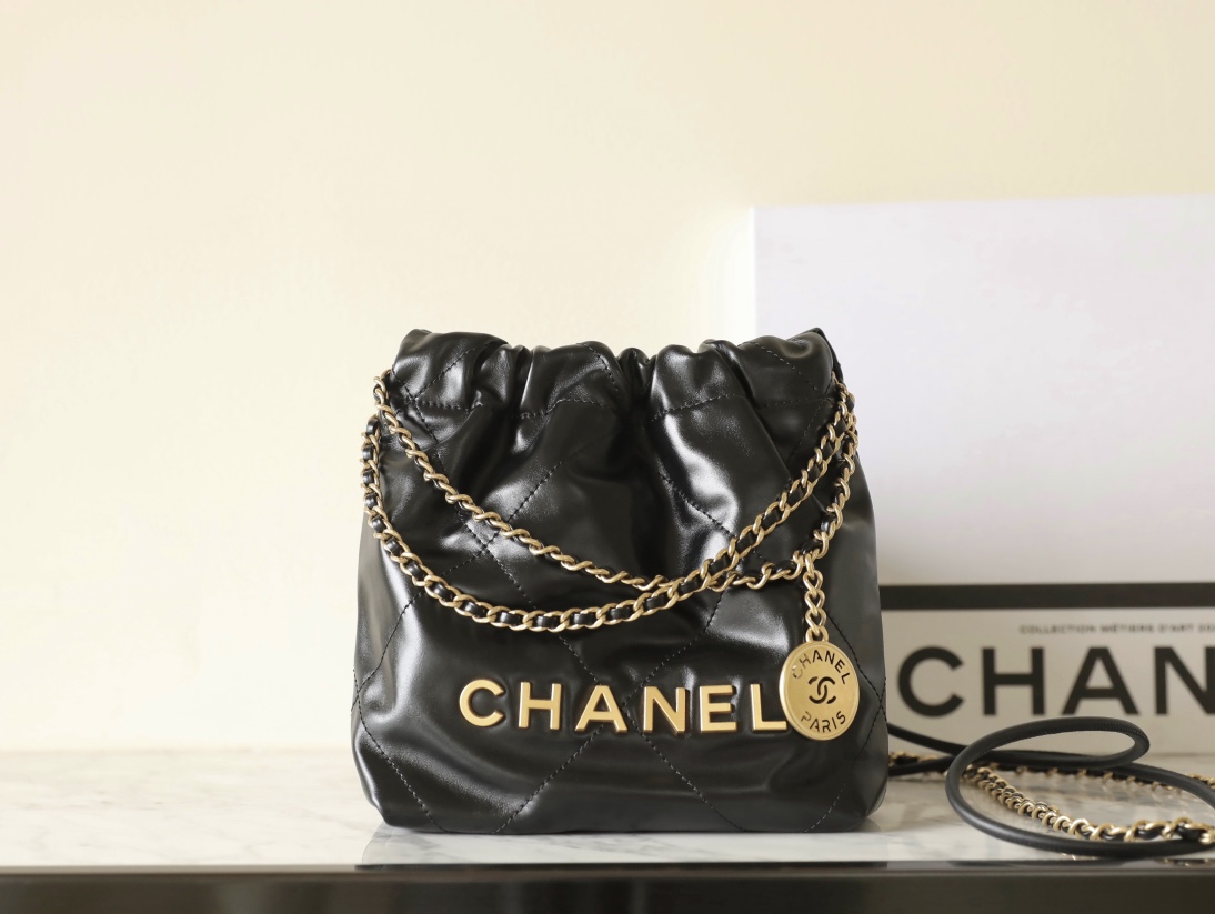 Ch**el 22 mini bag