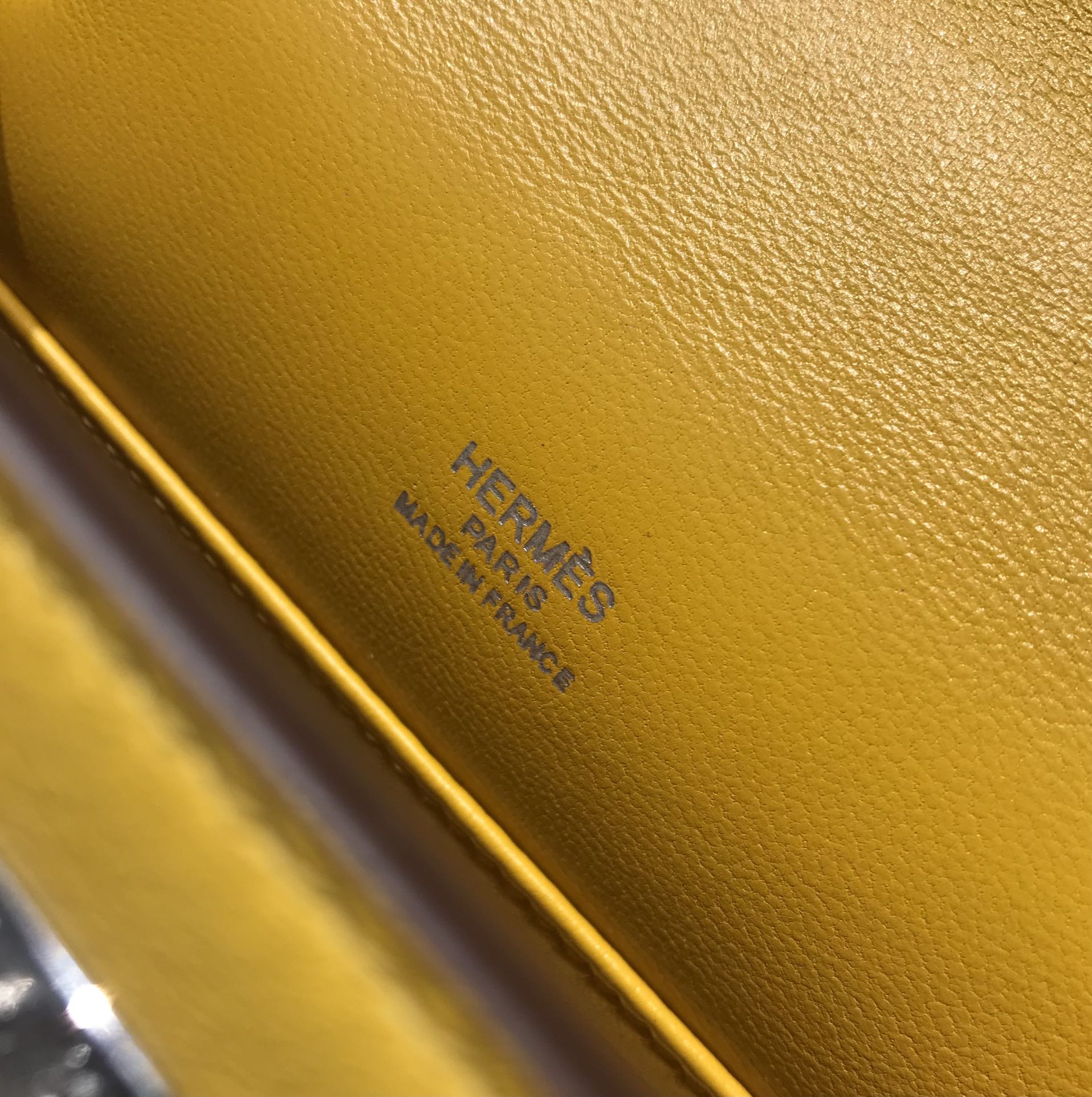 H**me5 Kelly Pochette