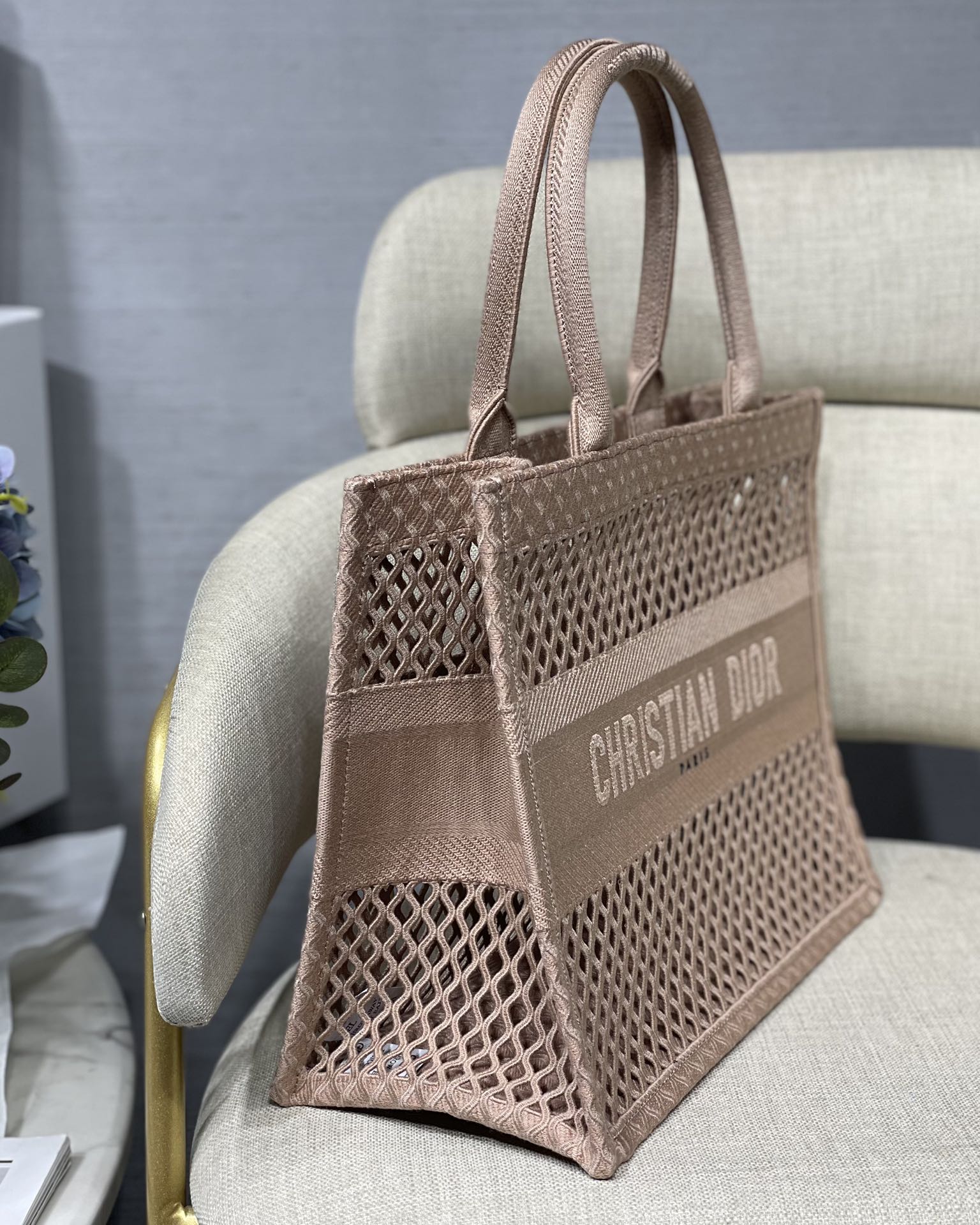 D10r BOOK TOTE