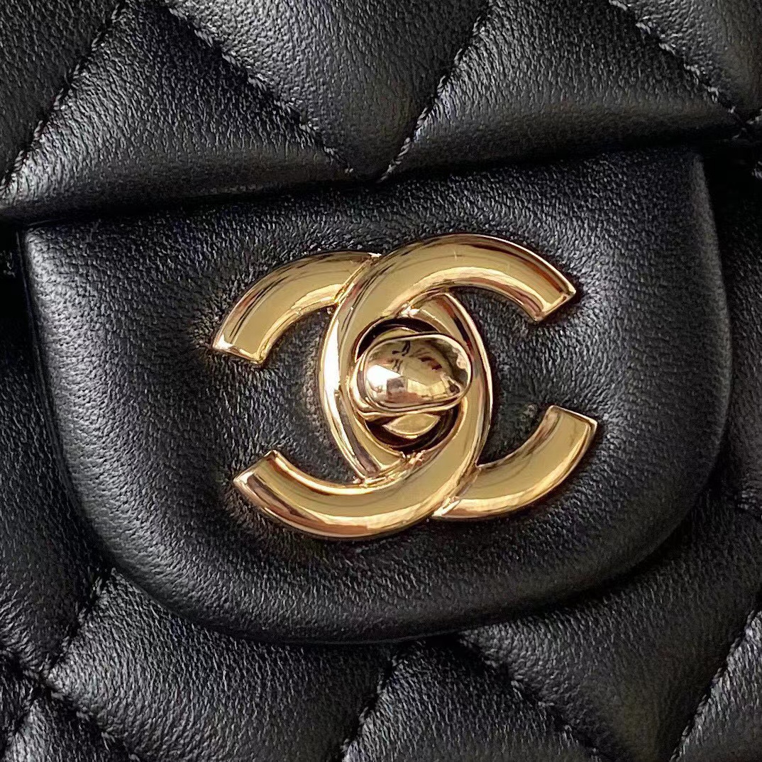 Ch**el 23K MINI