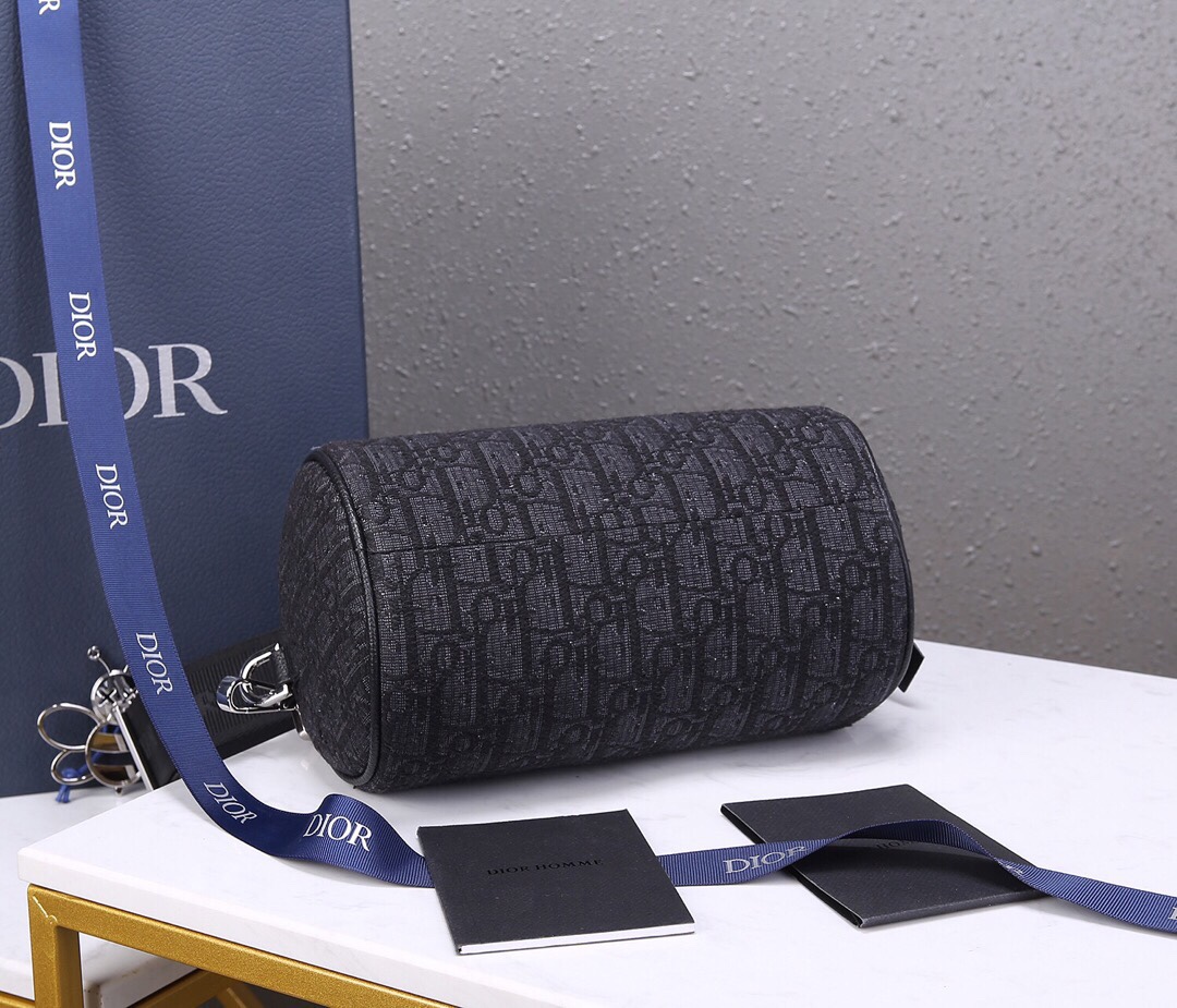 D10r Oblique Roller Bag