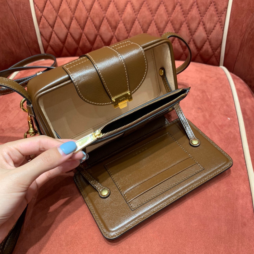 Svp*me box bag