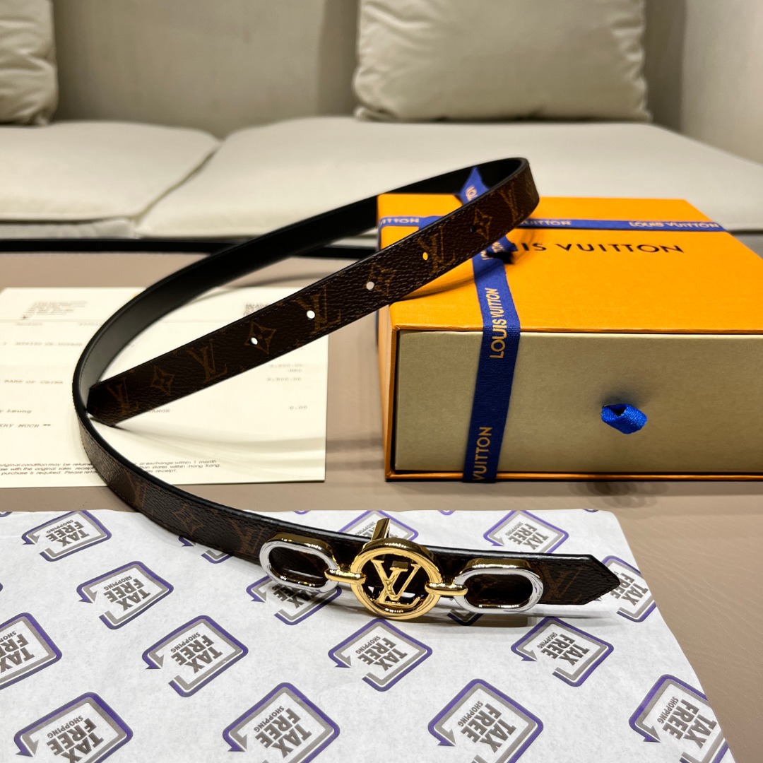 LV D1am0nd Plug Outlet