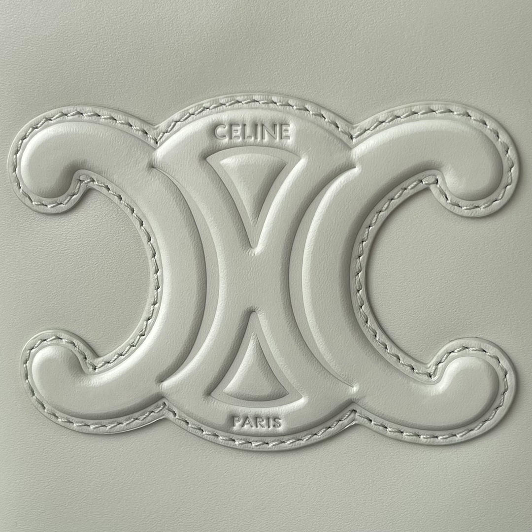 Ce1i*e Leather bag