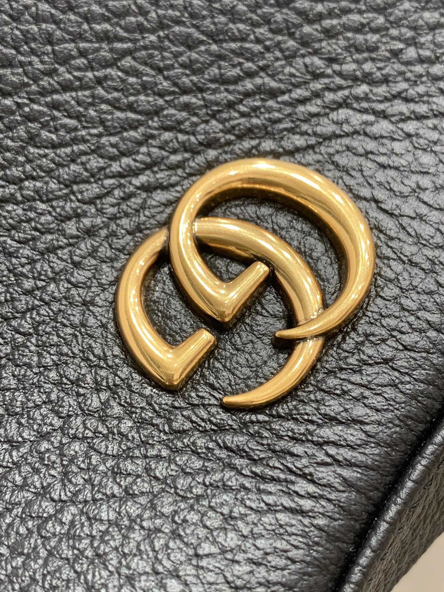 Aphrodite handbag