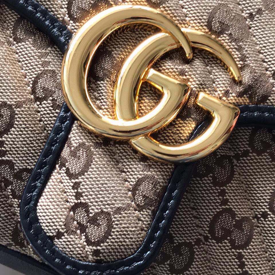 GG Marmont small shoulder bag