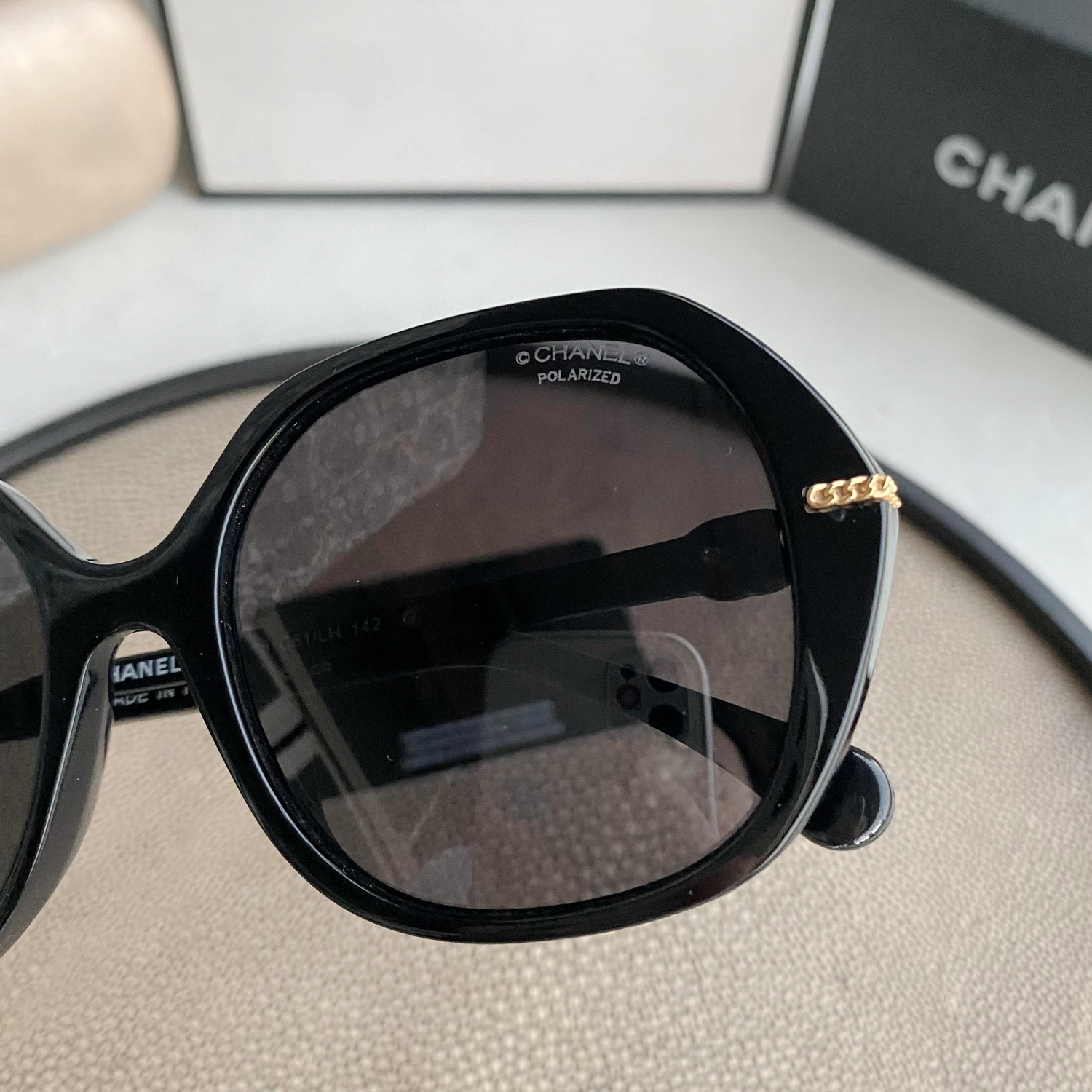 Round Sunglasses