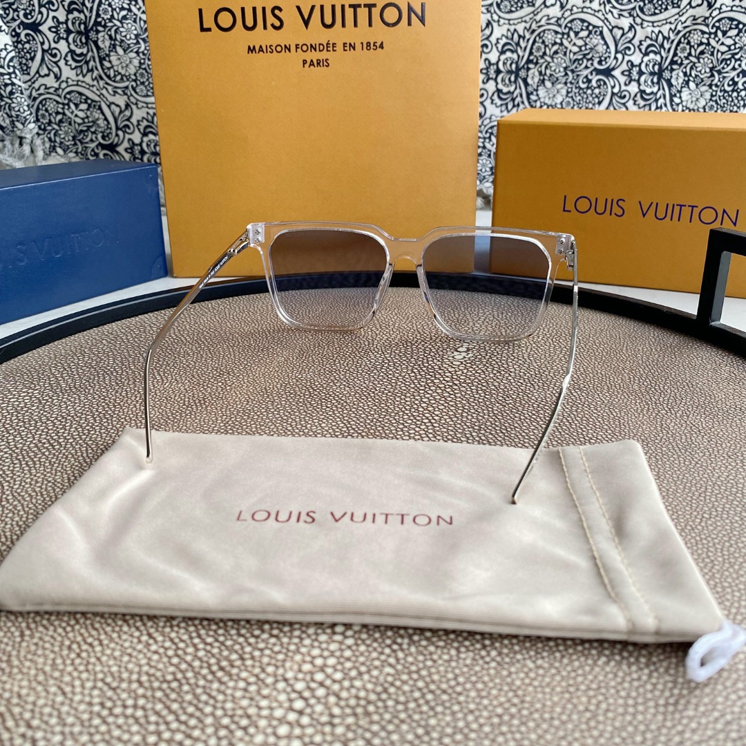 L0vis Vvtt0n | rise square sunglasses