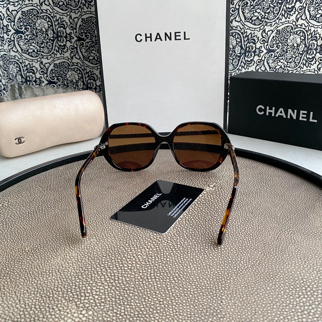 Round Sunglasses