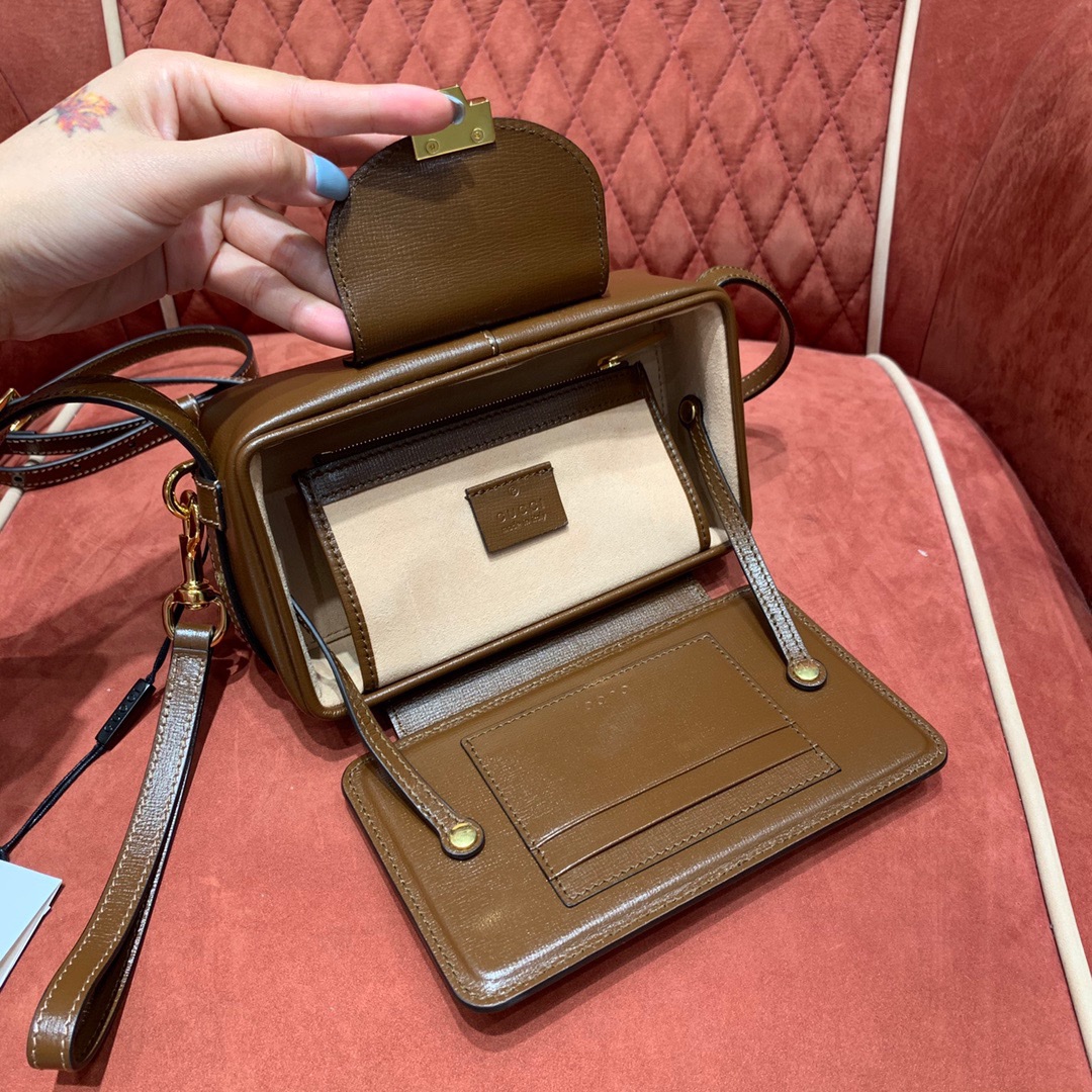 Svp*me box bag