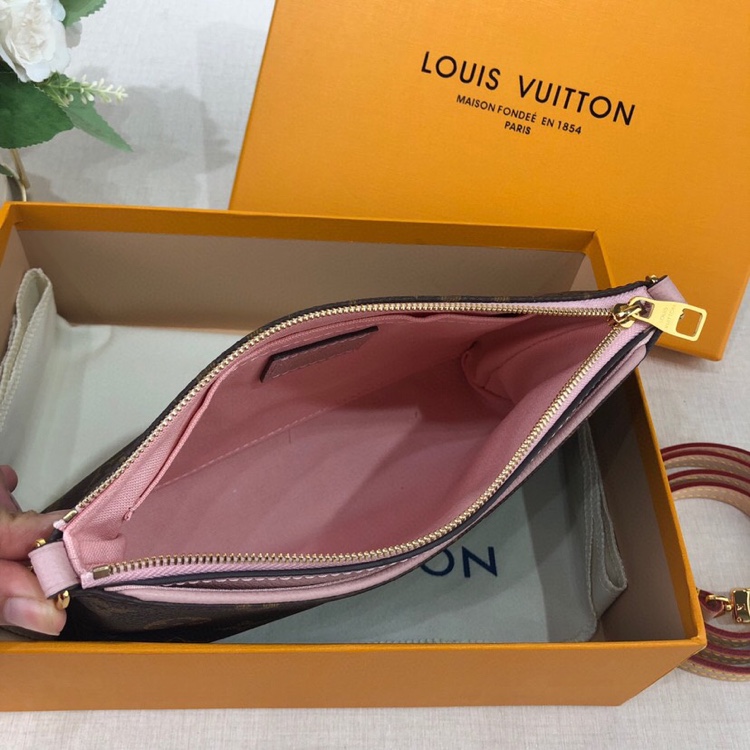 L0vis Vvtt0n Monogram Pallas Clutch