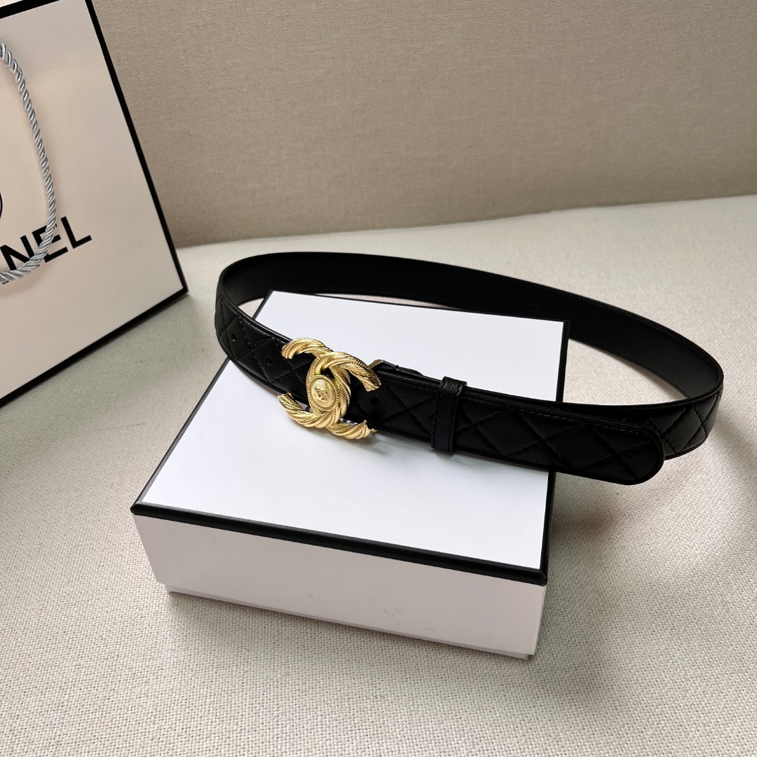 Ch**el Gold Chain & Black Quilted Leather CC Belt