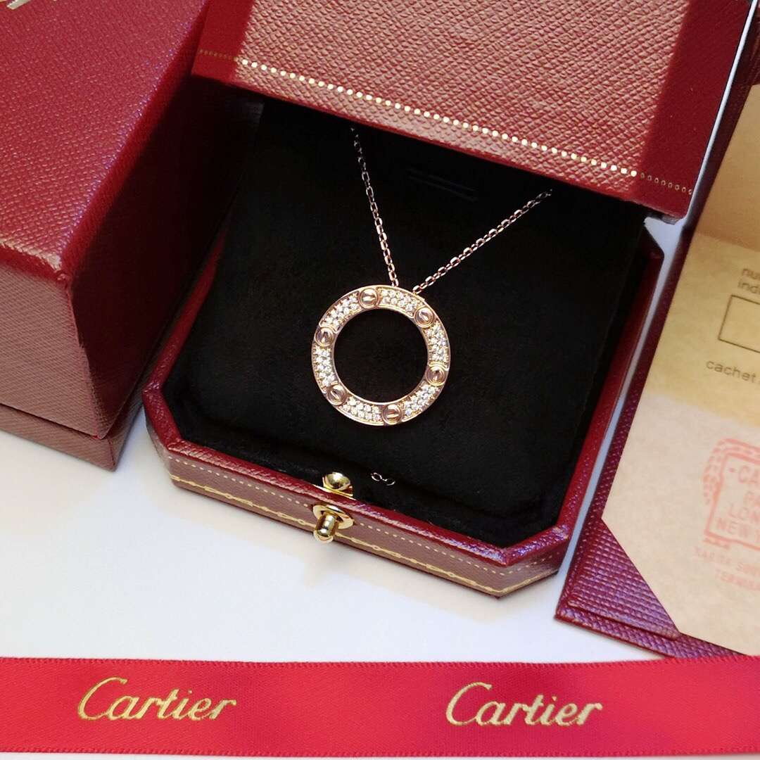 Ca*t1er Love Rose Gold D1am0nds Necklace