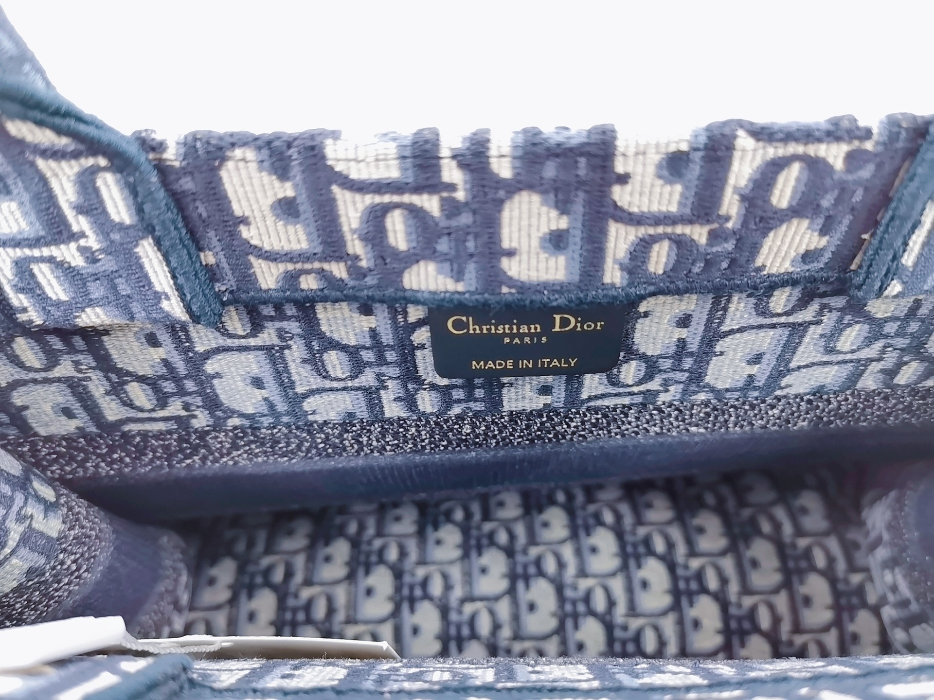 D10r Book Tote