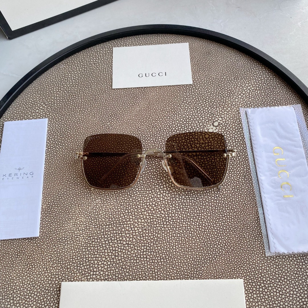 Gvc*1 EYEWEAR SUNGLASSES