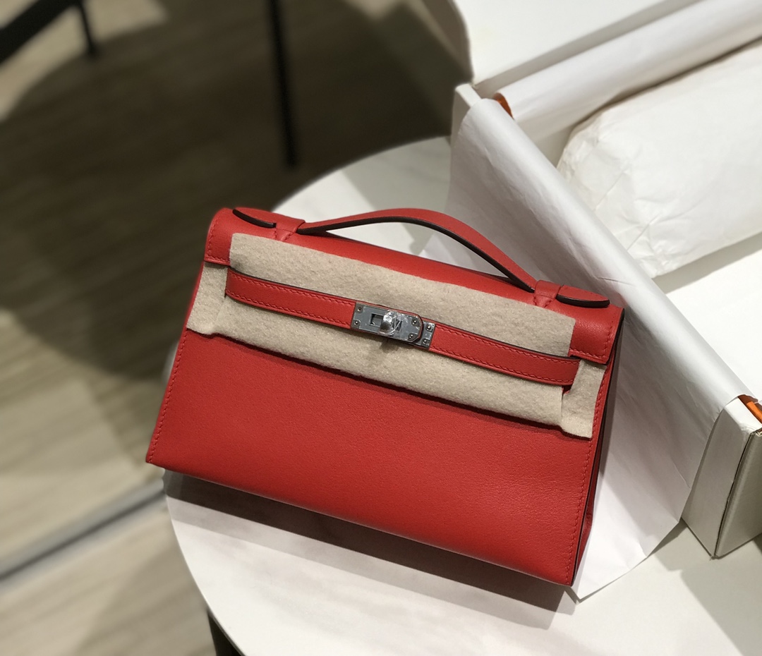 H**me5 Kelly Pochette
