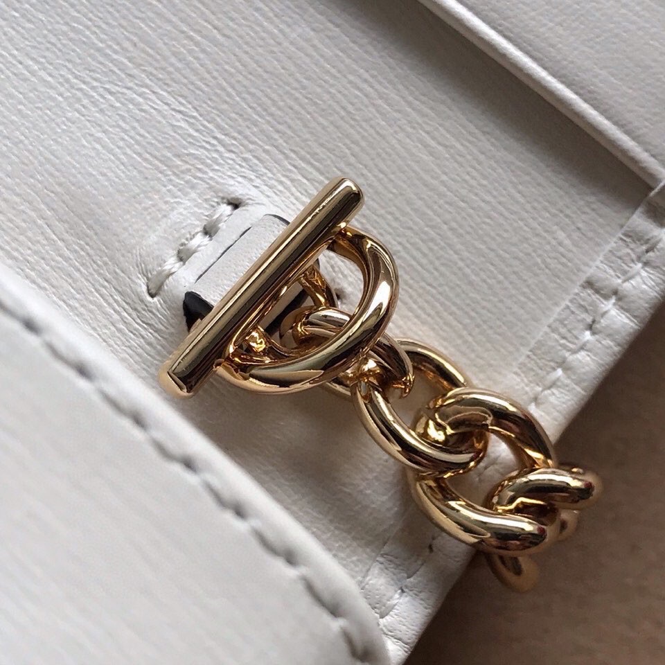 Gvc*1 Horsebit 1955 wallet with chain