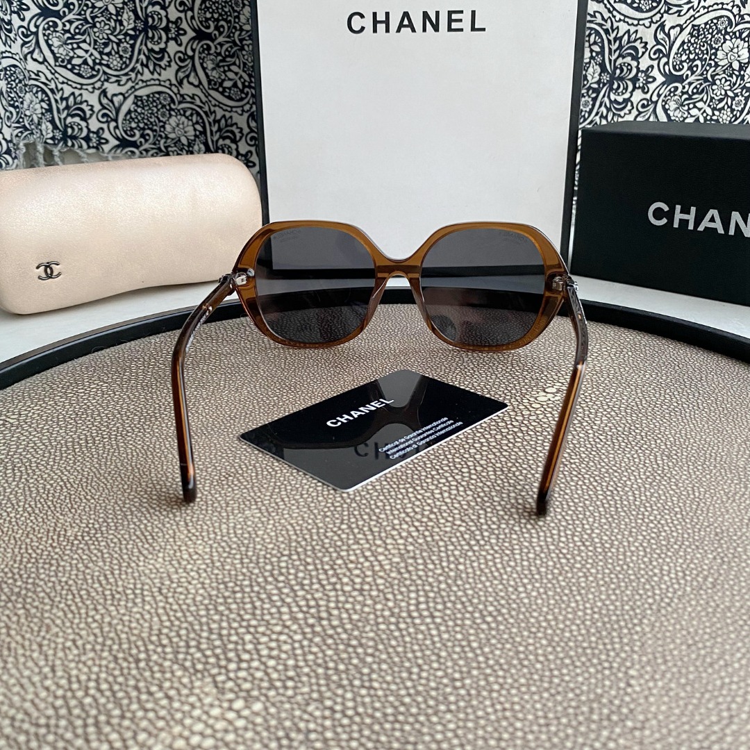 Round Sunglasses