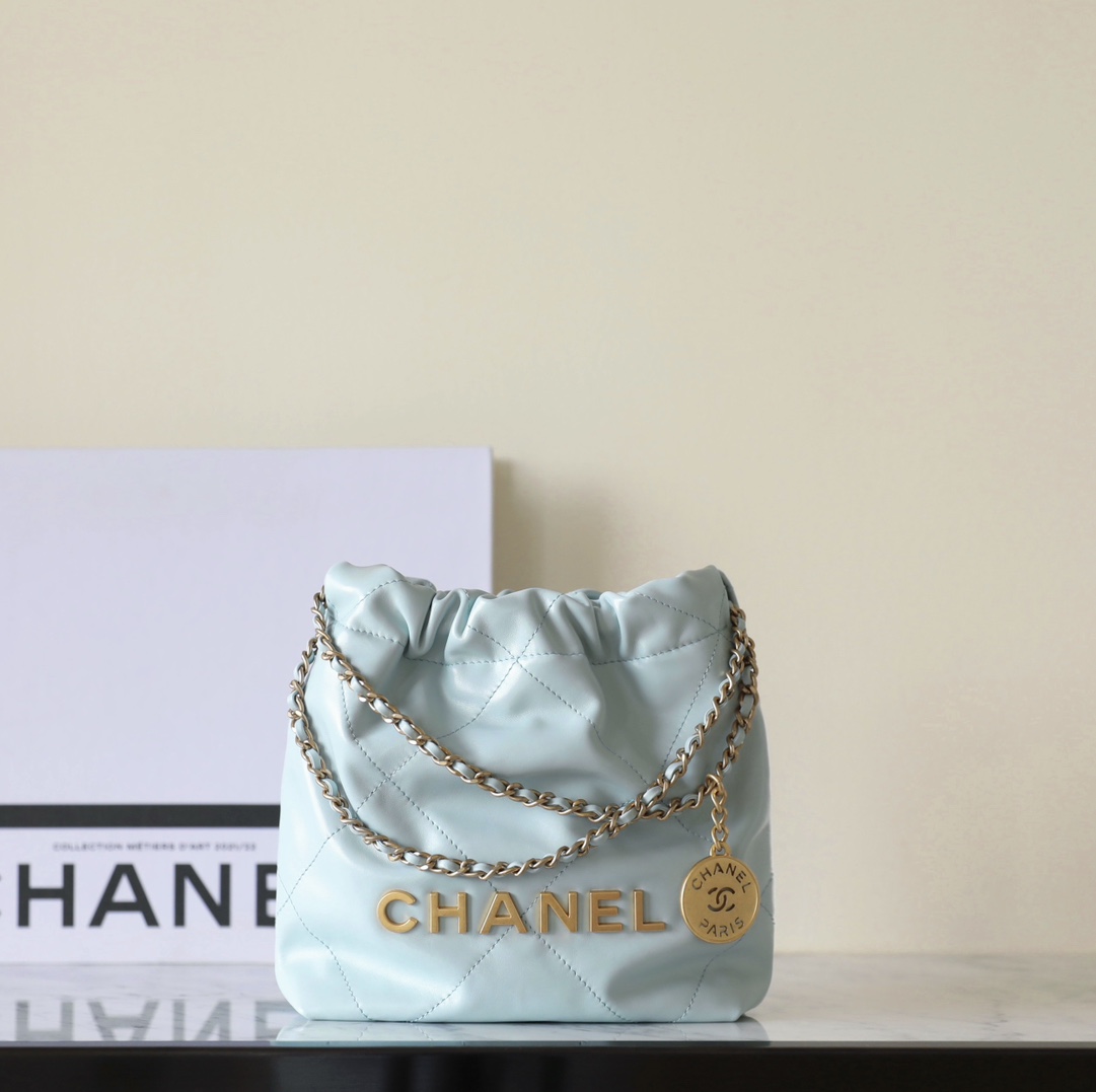 Ch**el 22 mini bag