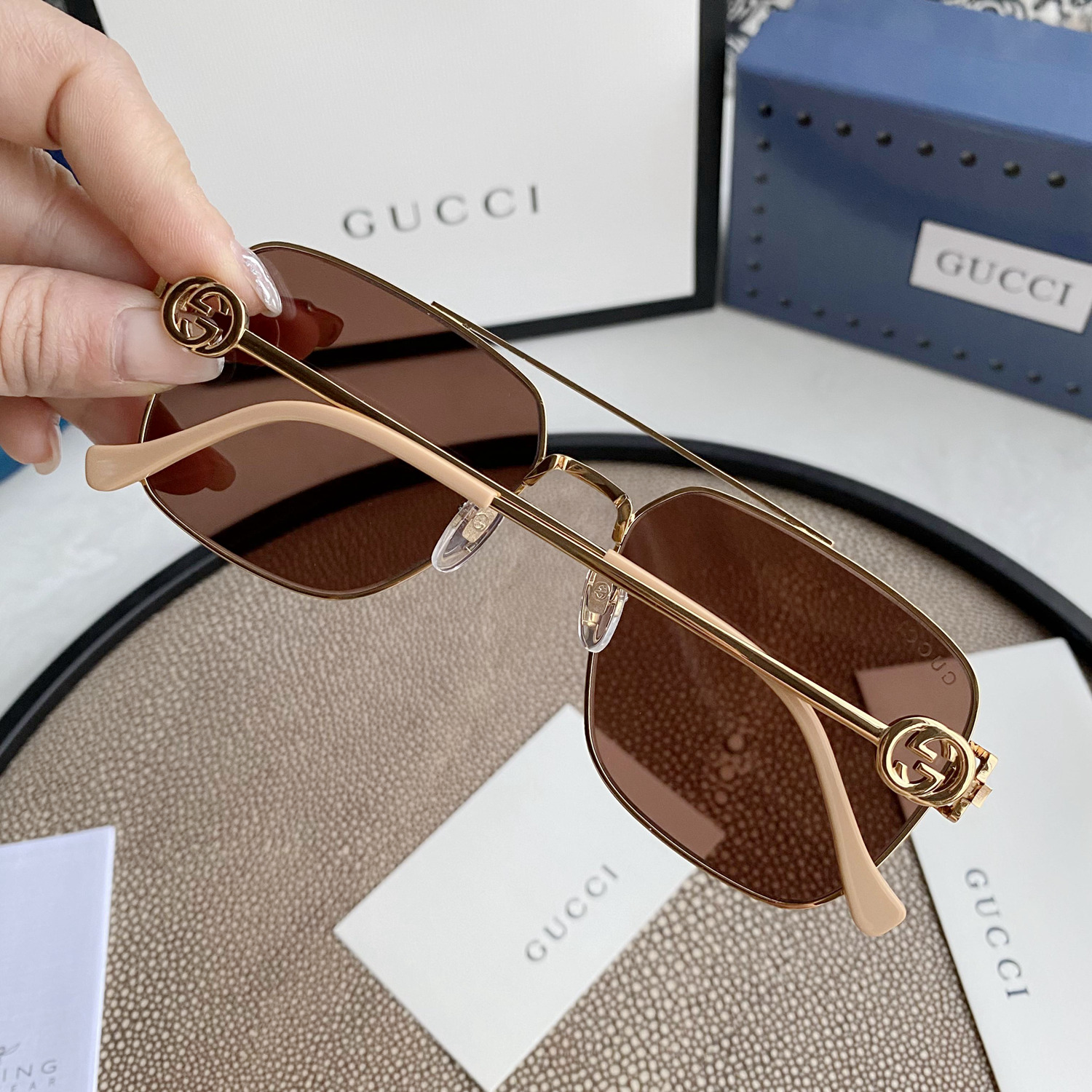 Gvc*1 Navigator frame sunglasses