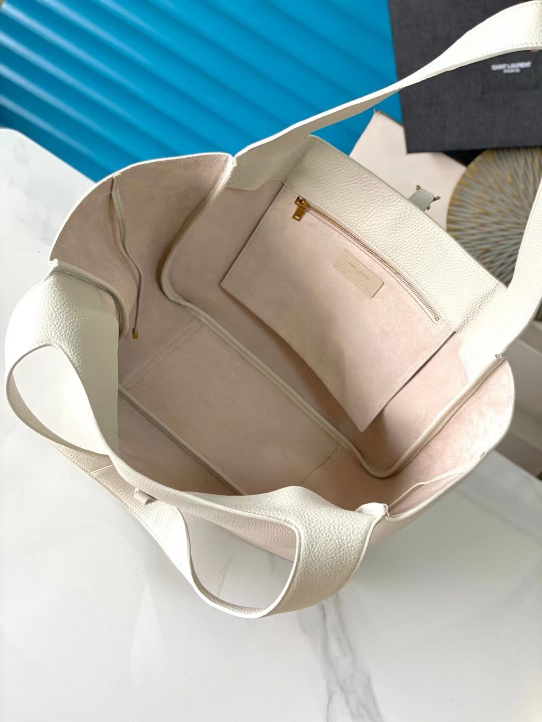 Y51 BEA IN GRAINED LEATHER