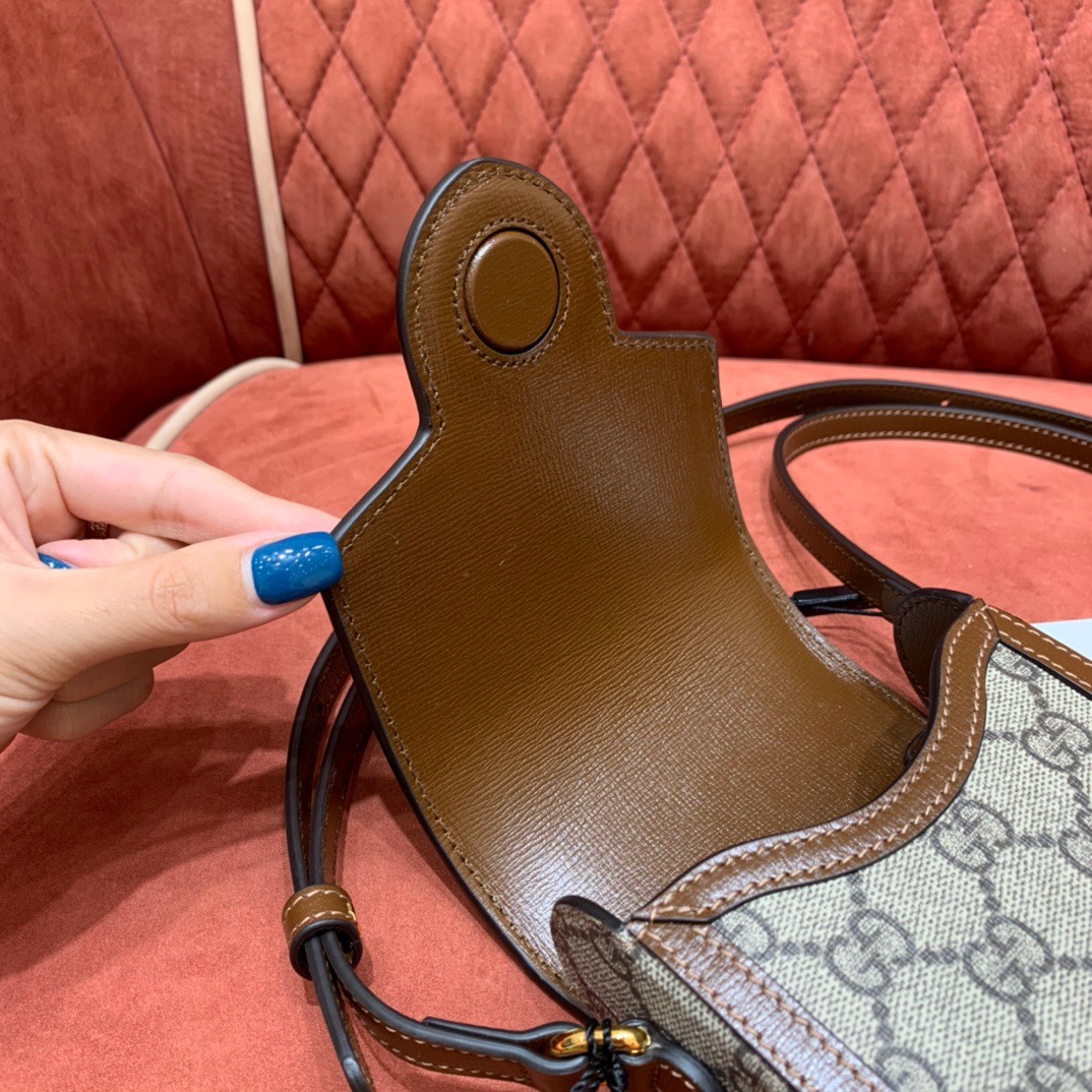 Gv*c1 Horsebit bag