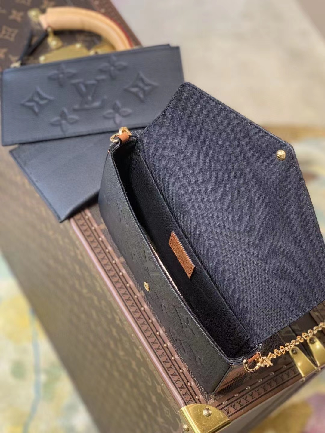 L0vis Vvtt0n LV Félicie Pochette M80679