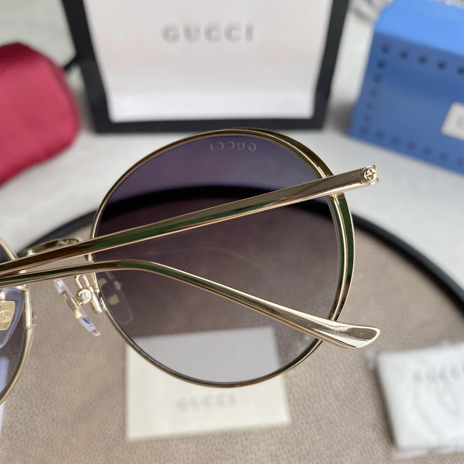 Ch10é eyewear engraved-logo round-frame sunglasses
