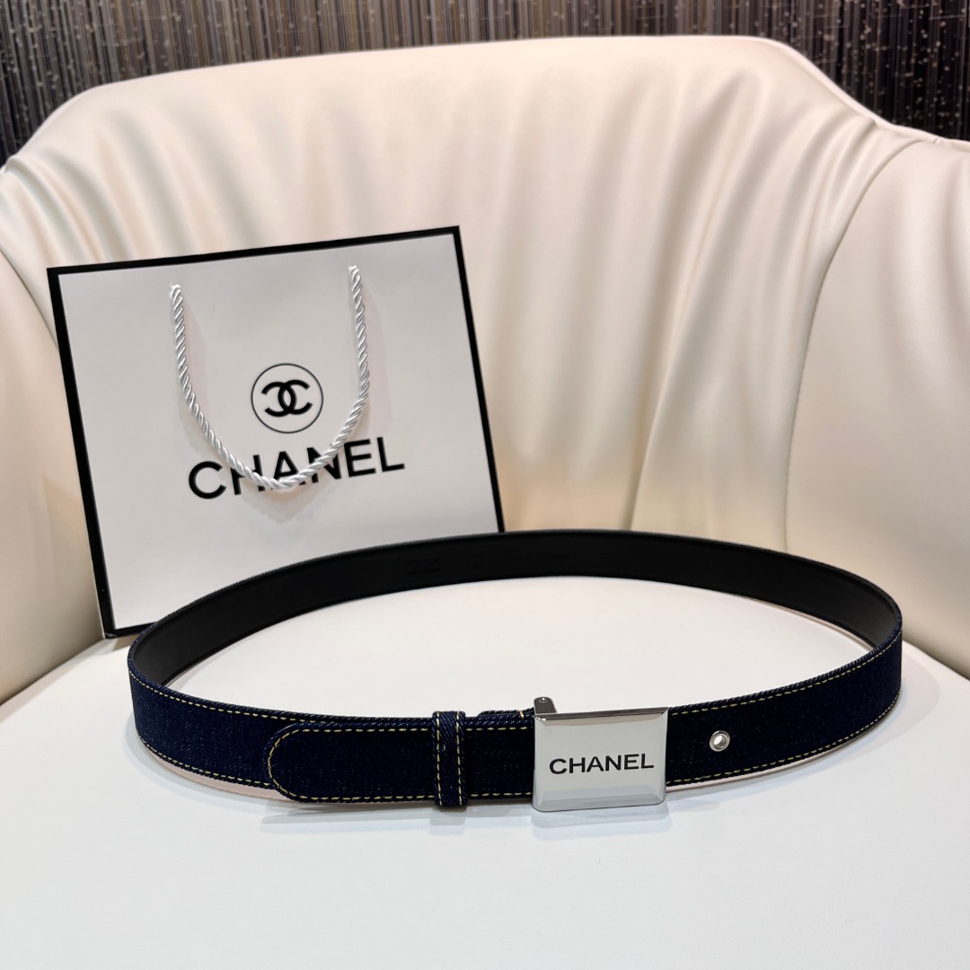 ch**el pre-owned 1990s cc turn-lock De*1m belt