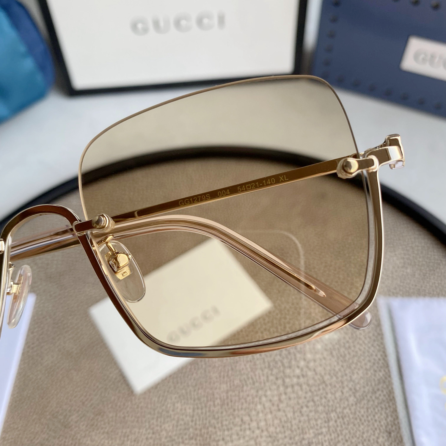 Gvc*1 EYEWEAR SUNGLASSES
