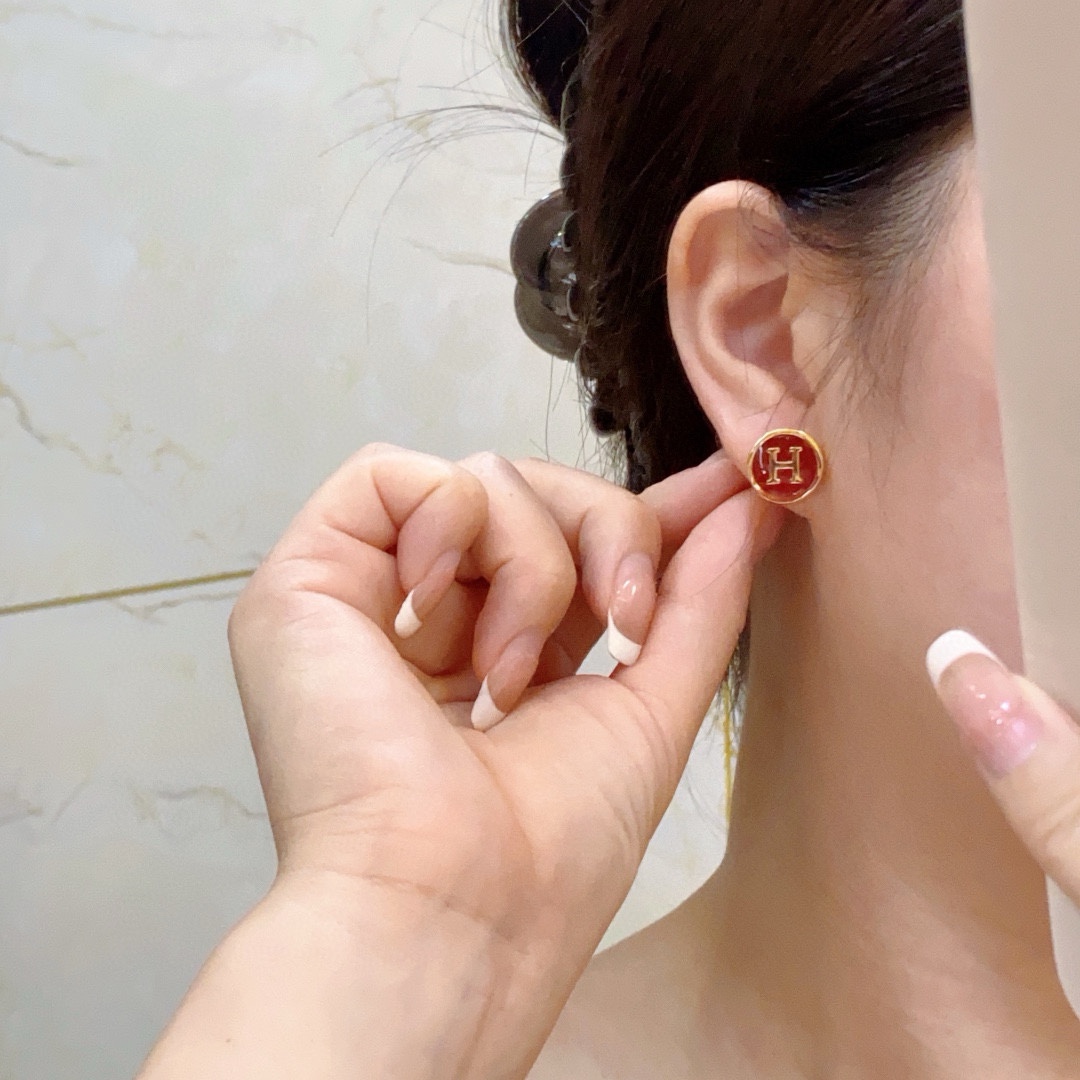 H**me5 H Letter Earrings