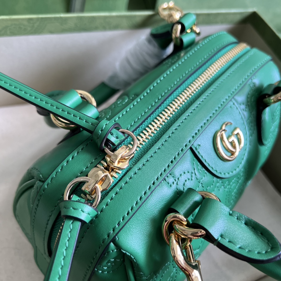 GG Matelassé leather mini bag